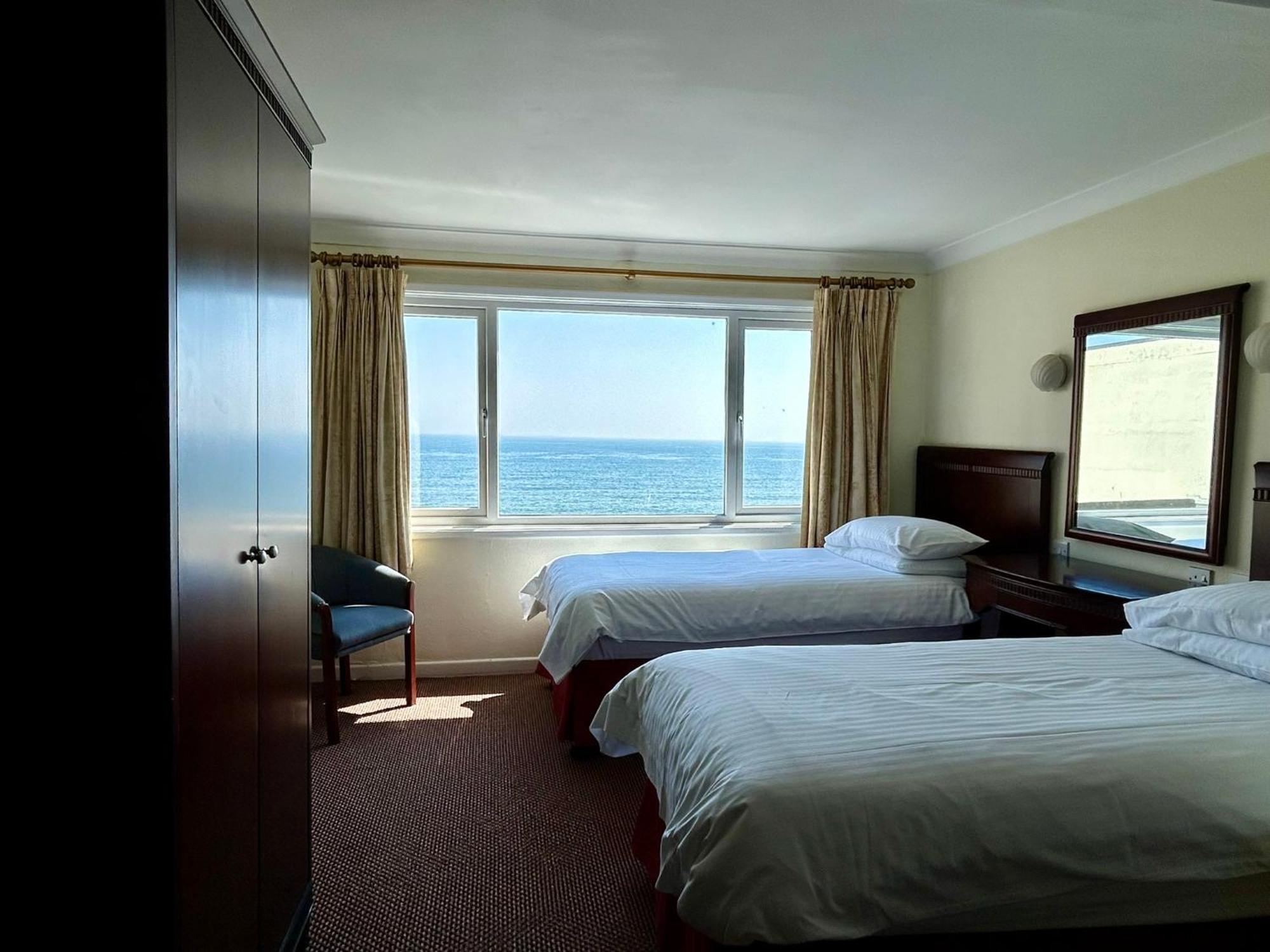 Regent Court - Seafront, Sandown - Free Car Ferry For Bookings Of 3 Or More Nights, Subject To Availability מראה חיצוני תמונה