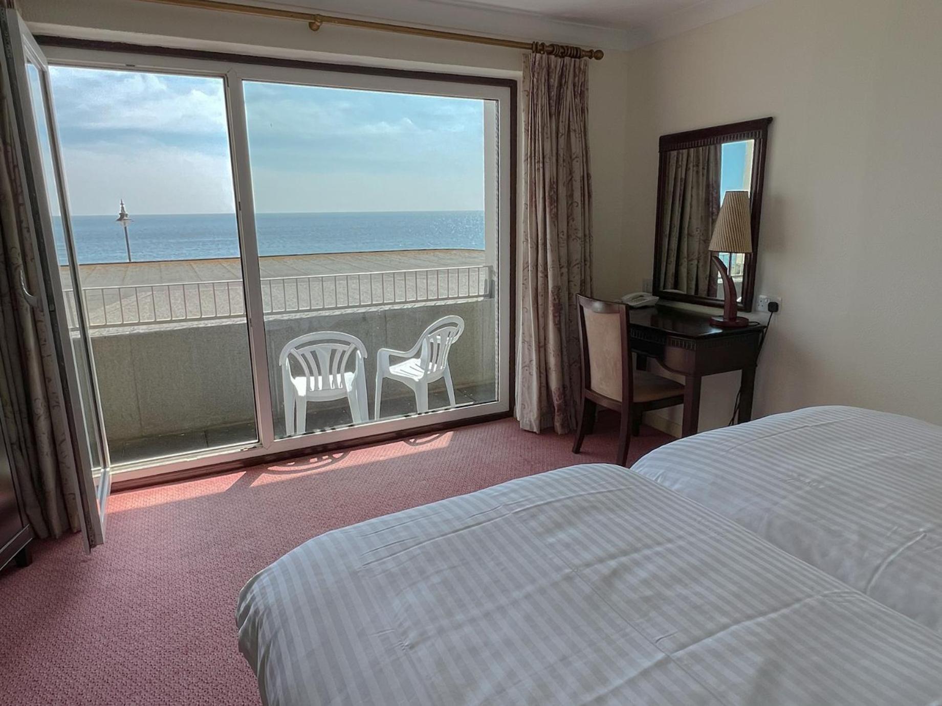 Regent Court - Seafront, Sandown - Free Car Ferry For Bookings Of 3 Or More Nights, Subject To Availability חדר תמונה