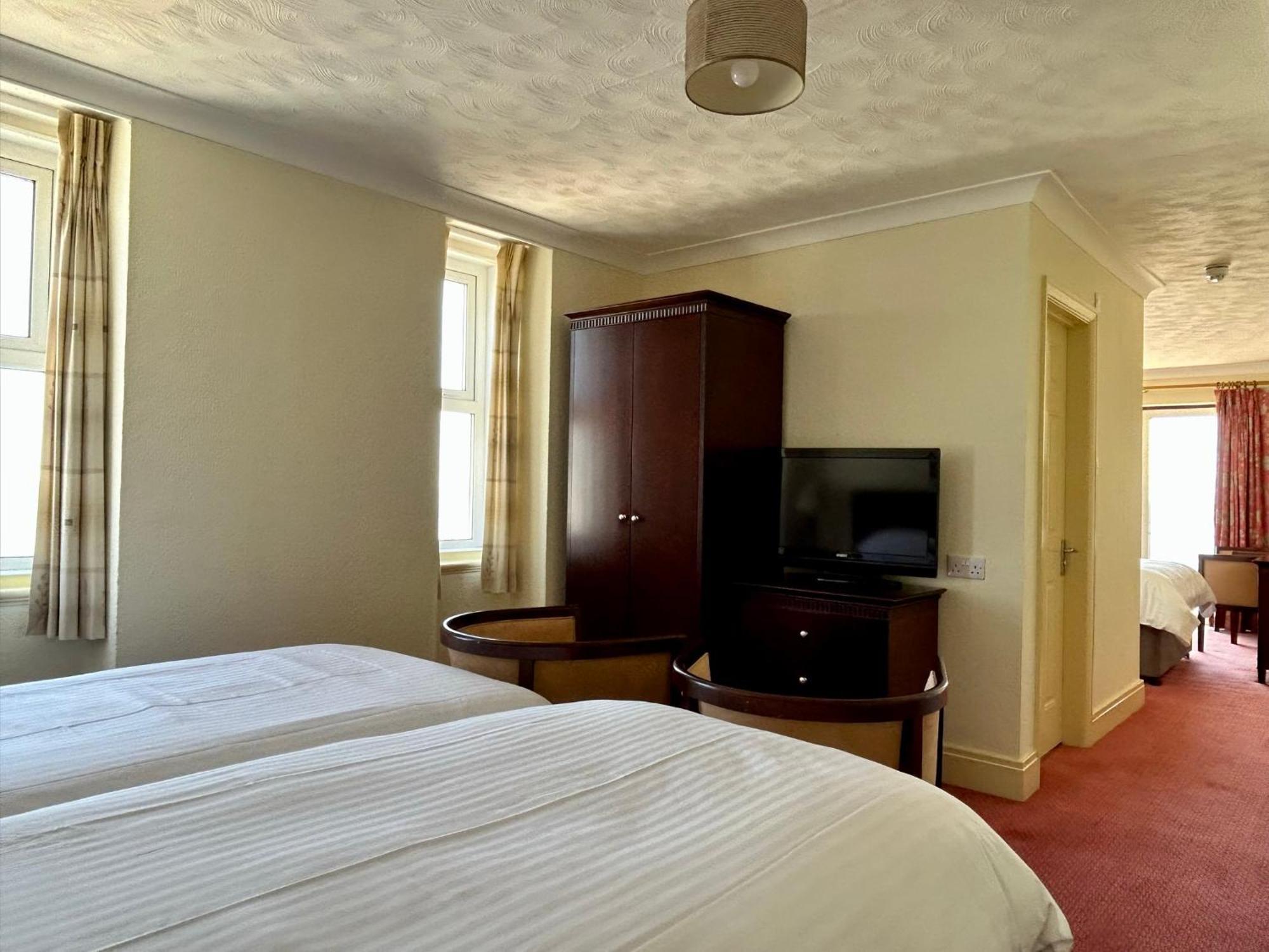 Regent Court - Seafront, Sandown - Free Car Ferry For Bookings Of 3 Or More Nights, Subject To Availability חדר תמונה